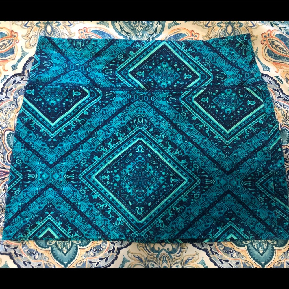 🌟SALE: 3 for $18 🌟 NWOT Billabong mini skirt